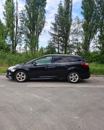 Ford Focus cena 27500 przebieg: 107686, rok produkcji 2013 z Siedliszcze małe 46